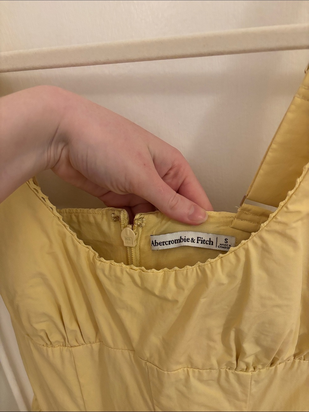 NWOT Abercrombie bra-free yellow Dylan midi dress - Picture 3 of 4